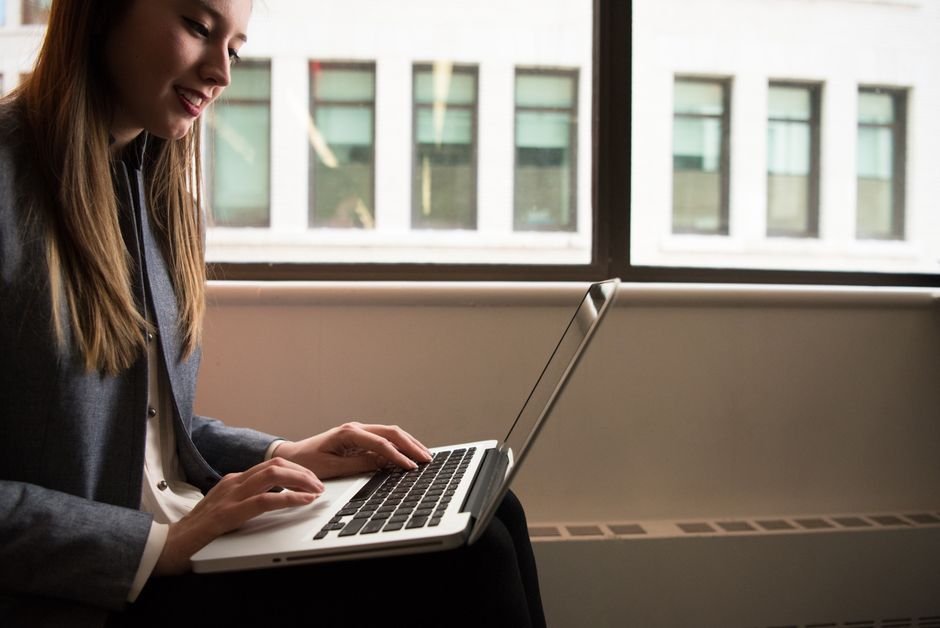 Assurance chômage reconversion freelance : droits 2026